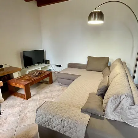 Charming Escape In Apartment *
